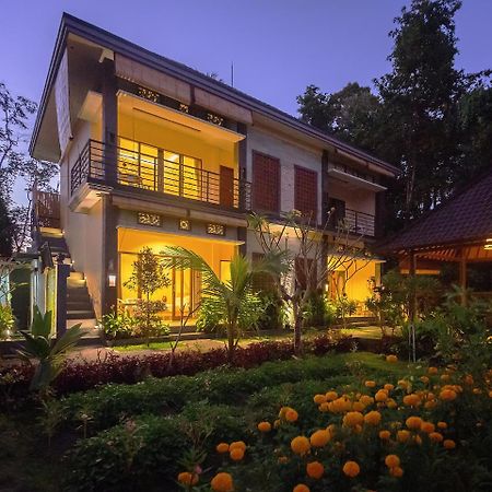 Demank Hidden Guesthouse Ubud Exterior foto